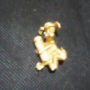Gold dog brooch